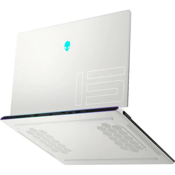 Ноутбук Alienware X15 R2 (AW15R2-7569WHT-PFR)