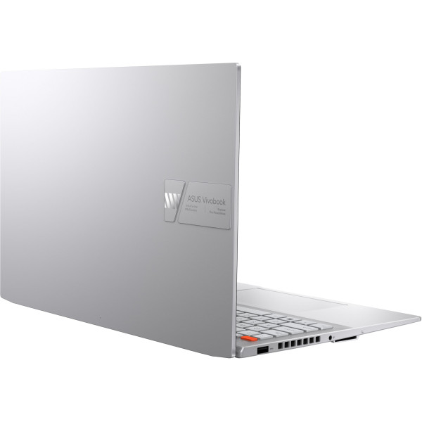 Ноутбук ASUS VivoBook Pro 15 OLED K6502VV Cool Silver (K6502VV-MA024, 90NB1122-M000U0)