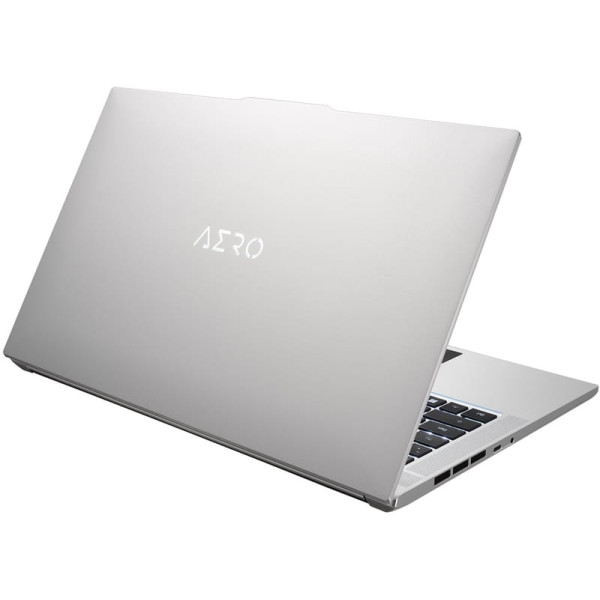 Ноутбук Gigabyte Aero 17 (AERO_17_XE5-73RU744JP)
