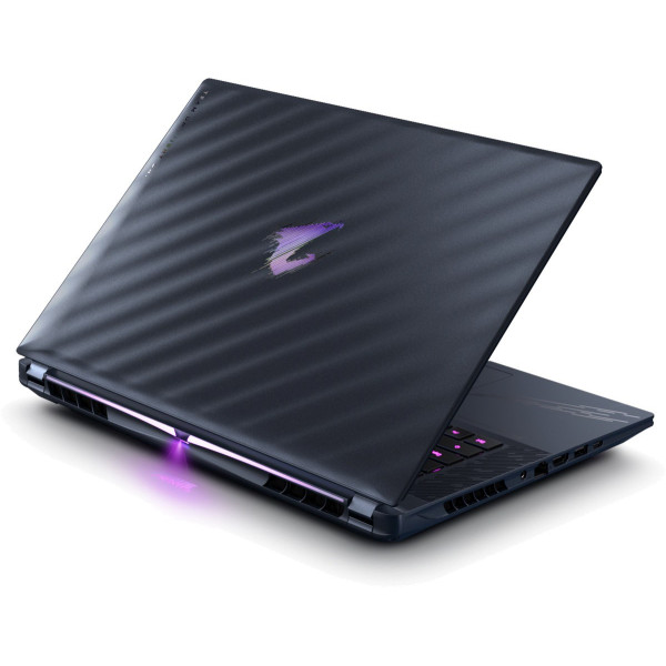 Ноутбук GIGABYTE AORUS MASTER 16 BYH (BYHC5UAE65S)